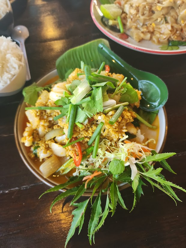 pineapple fried rice in thailand